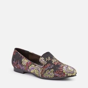 Black Brocade Flat